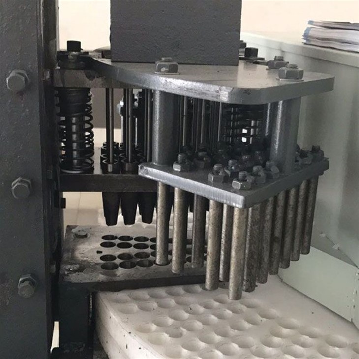 olive pitting machine